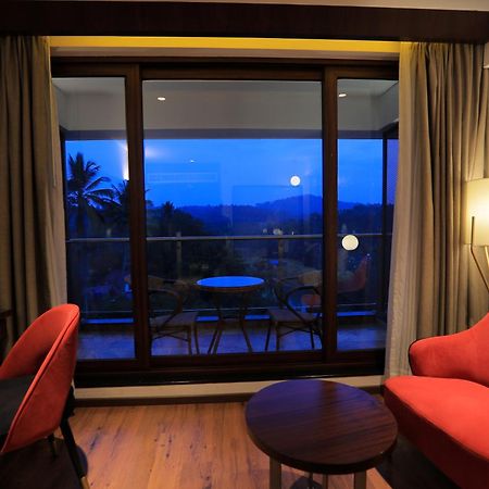 Saugandhika West Gate Hotell Wayanad Exteriör bild