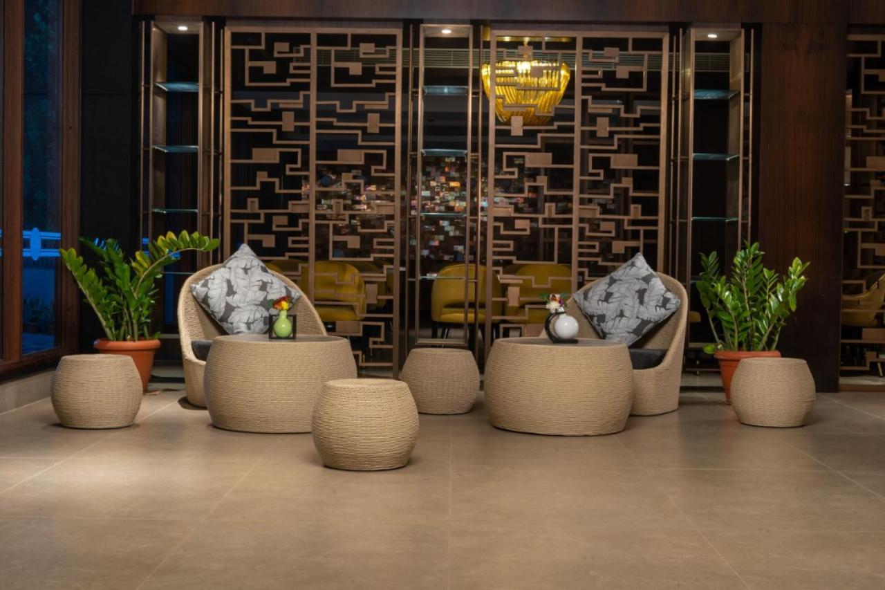 Saugandhika West Gate Hotell Wayanad Exteriör bild