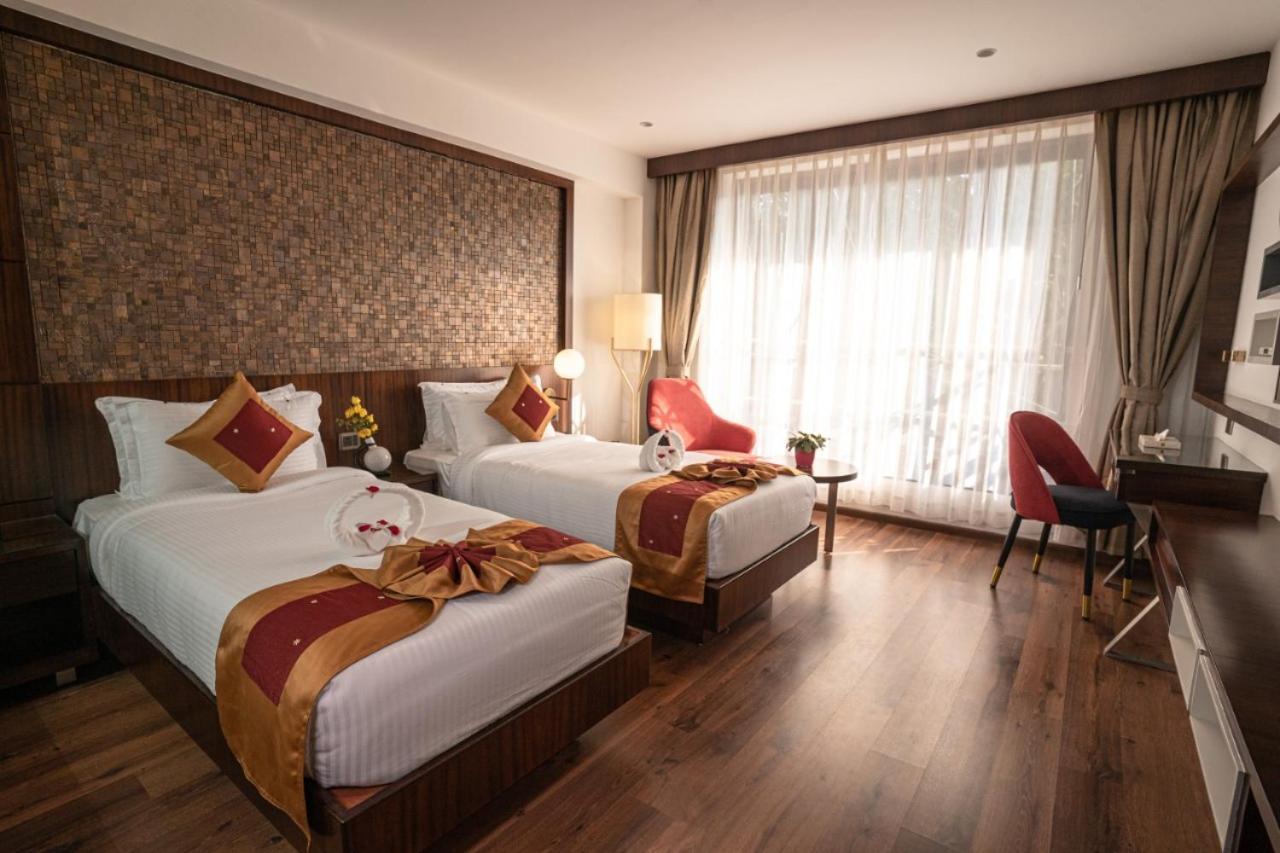 Saugandhika West Gate Hotell Wayanad Exteriör bild