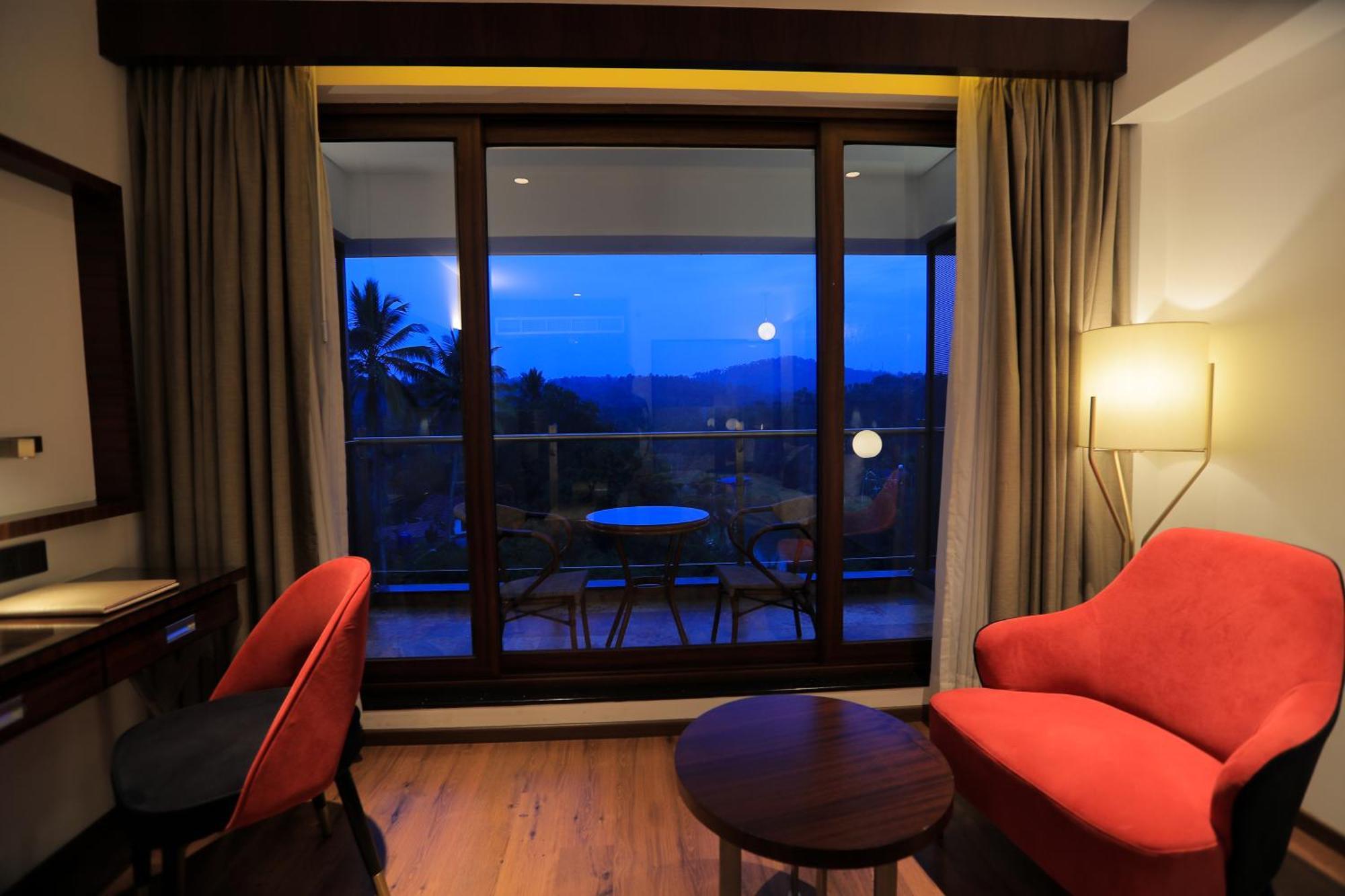 Saugandhika West Gate Hotell Wayanad Exteriör bild
